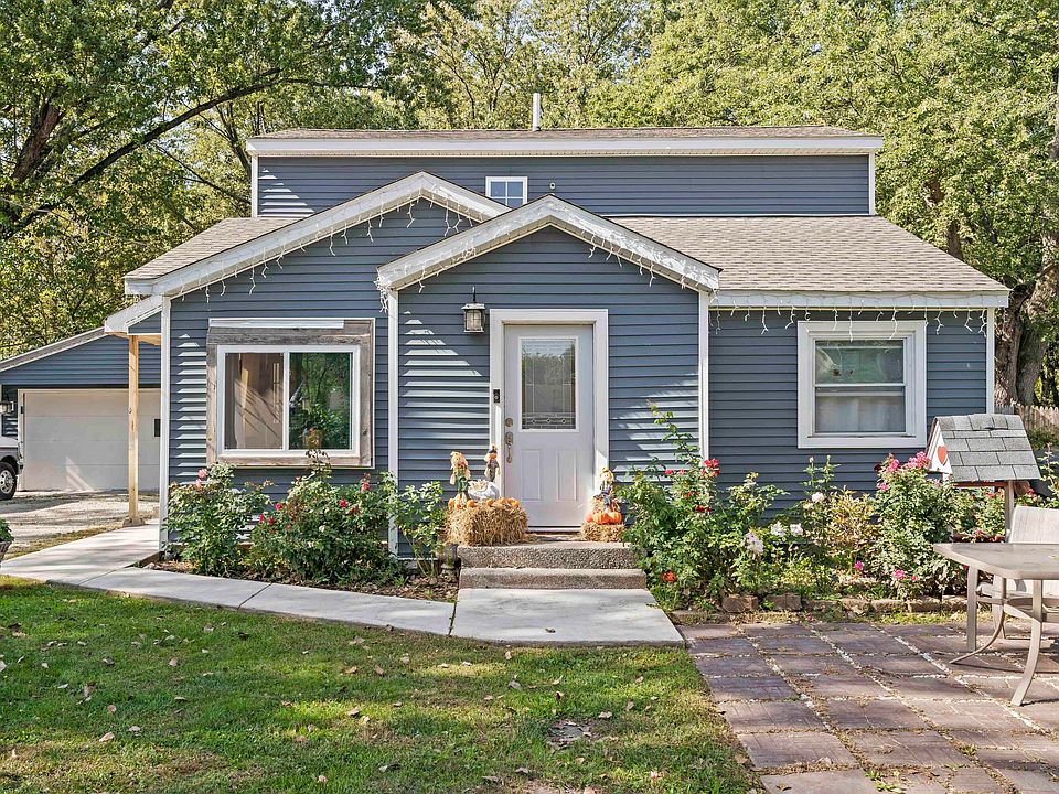 1st image of 3302 N Lake Park Ave