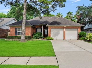 15415 Chestnut Falls Dr, Cypress, TX 77433
