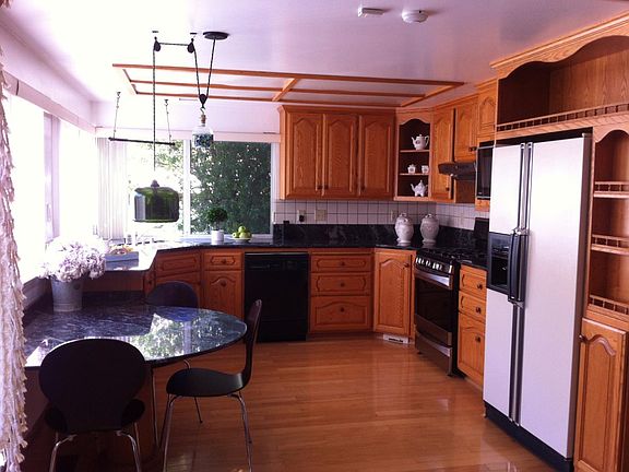 4th image of 1502 Cherrywood Dr