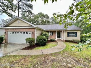 150 Sandhills Cir, Pinehurst, NC 28374