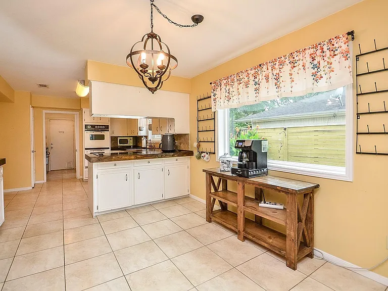 2106 Glenn Lakes Ln — Photo 13