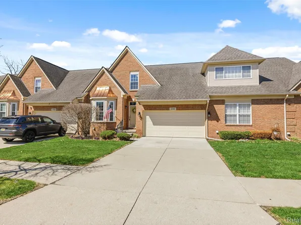 4080 Forest Bridge Dr, Canton, MI 48188