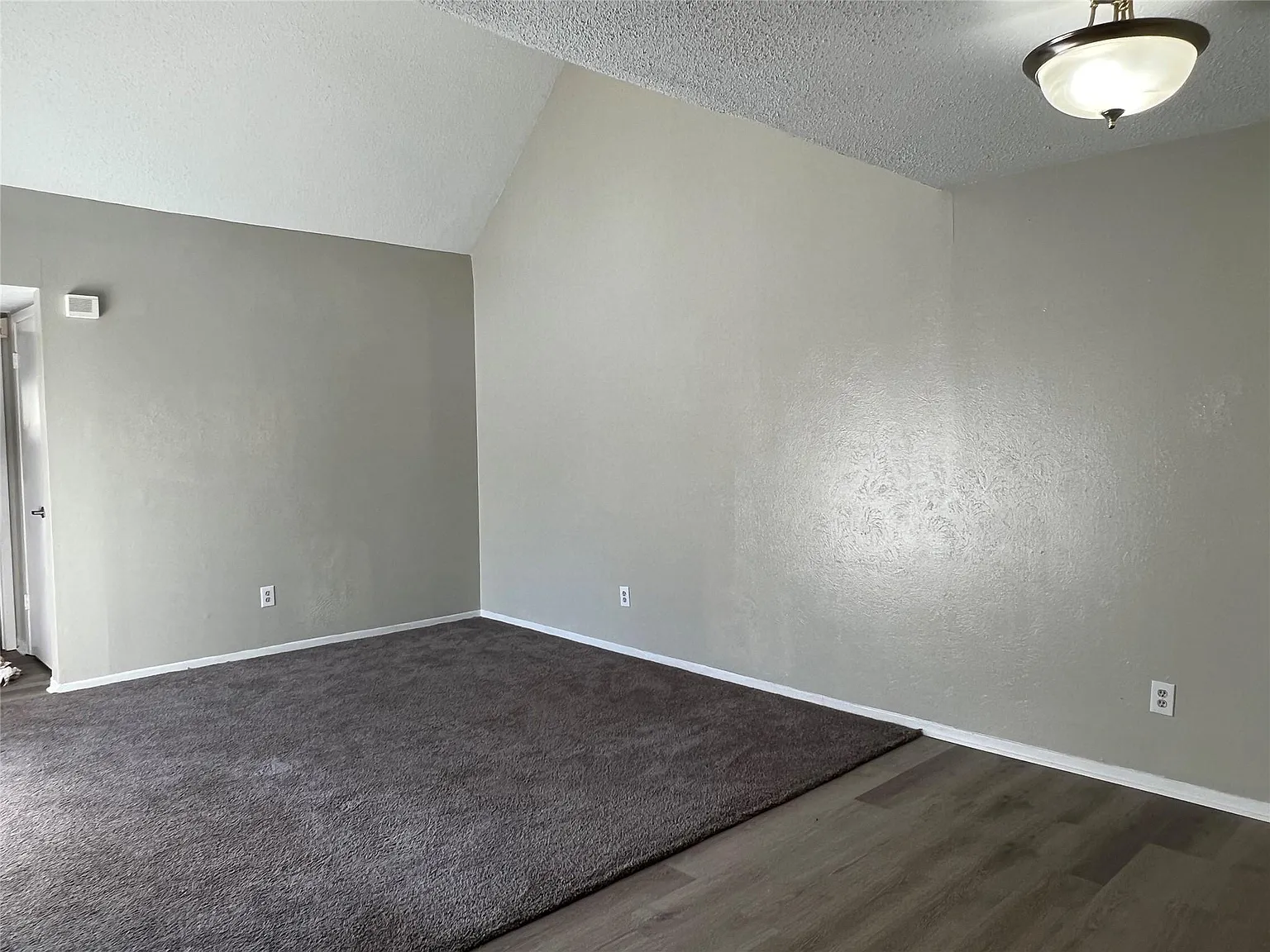 2 bed, 850 sqft, $1,450 — Photo 4