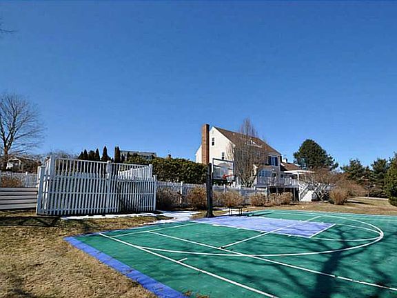 3rd image of 125 Gideon Lawton Ln