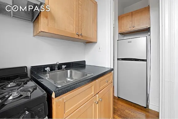 Rented by Compass | media 8