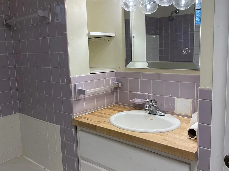 Big second bathroom