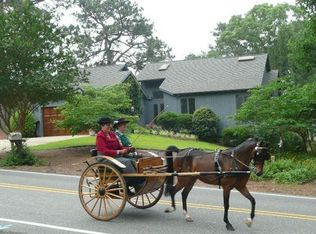 595 Saint Andrews Dr, Pinehurst, NC 28374