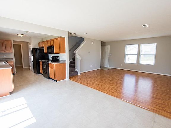3rd image of 3451 Black Forest Ln
