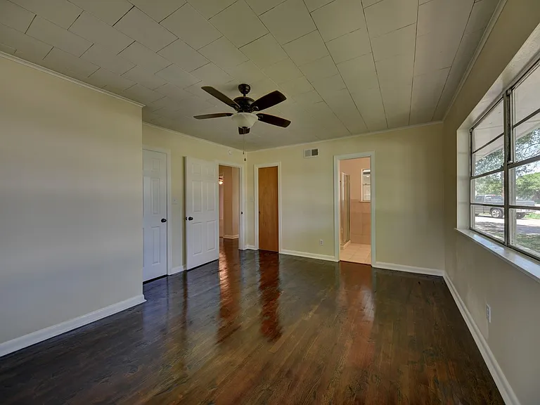 415 Silliman St — Photo 13