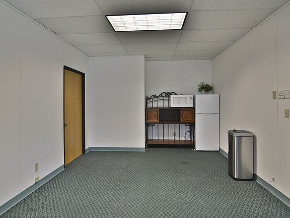 5th image of 2399 S Orchard St Ste 200
