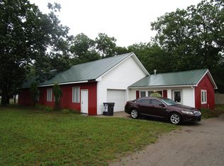 4735 S Straits Hwy, Indian River, MI 49749