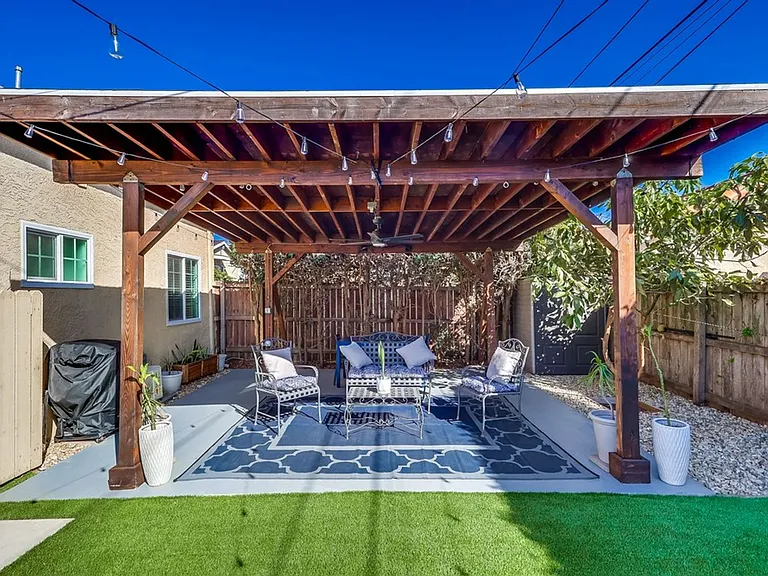 6504 W 84th Pl — Photo 32