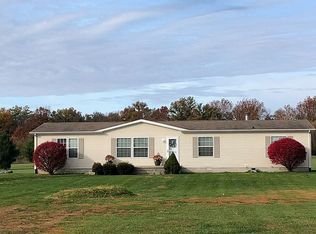 7207 Oterson Rd, Benton, IL 62812