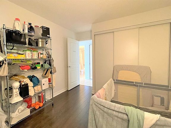 3rd image of 9015 Leslie St #1008