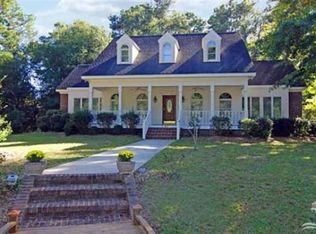 1907 W Yacht Dr, Oak Island, NC 28465