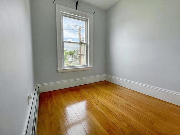 5th image of 35 Green St #2