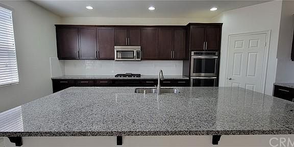 4th image of 13061 Goldenrod Dr