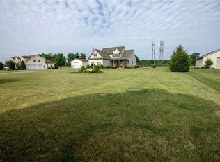 7792 Heritage Way, Amherst, OH 44001