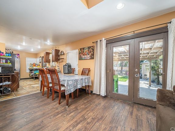 5th image of 8963 Citrus Ave