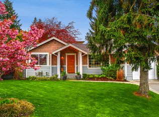 531 SW 181st St, Normandy Park, WA 98166