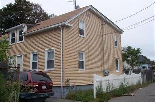 2nd image of 21 Strawberry Ave