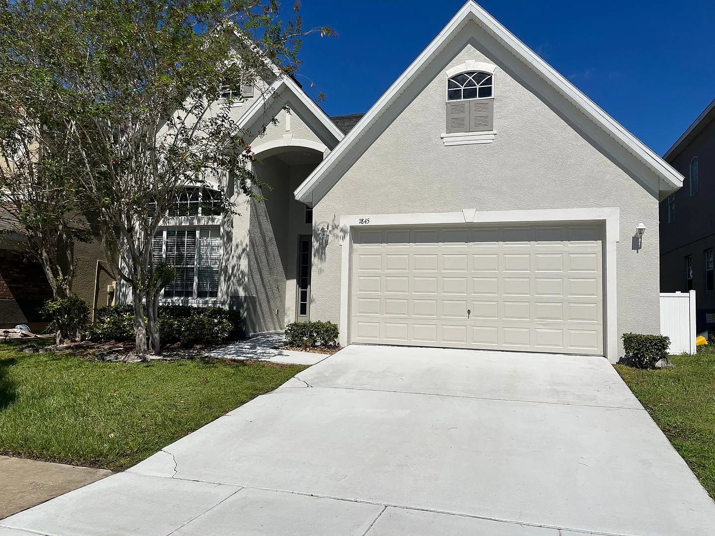 Spacious & Updated 4BR + Loft in Gated Sandhill Preserve! — Photo 1