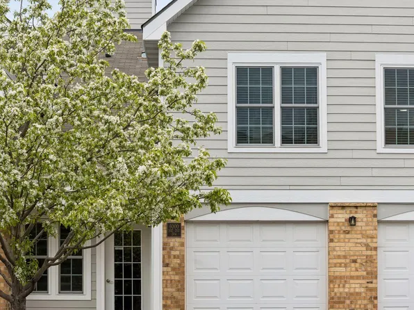 6000 Chasewood Pkwy APT 204, Minnetonka, MN 55343