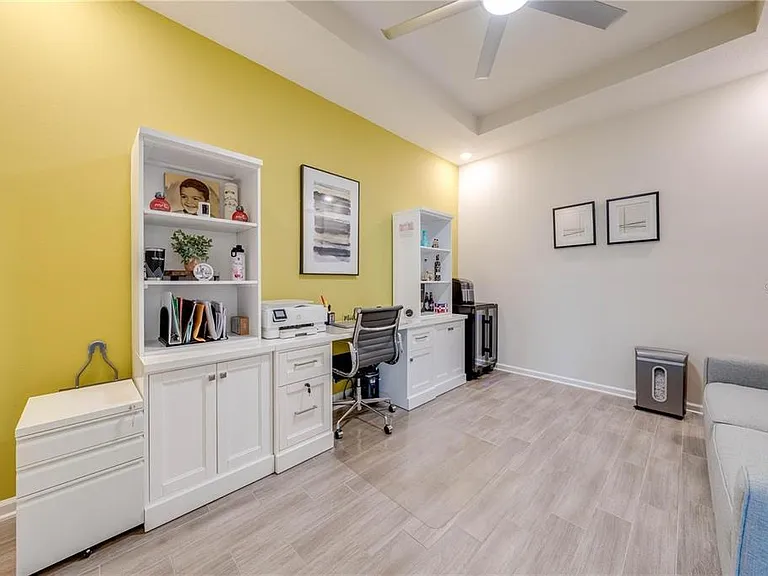 5301 Amersham Ln — Photo 25
