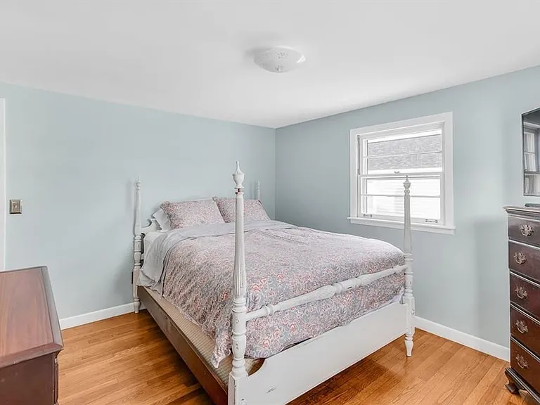85 Treasure Rd — Photo 15