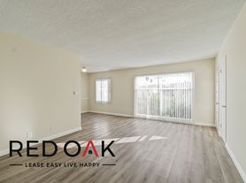 1016 S Wooster St, Los Angeles, CA
