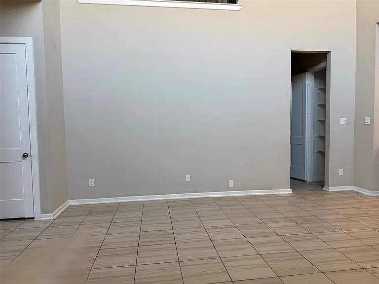 21535 Reserve Hill Ln — Photo 13