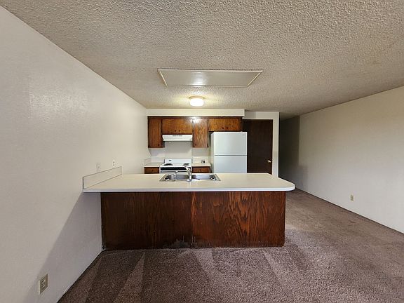 3rd image of 1024 Prospect Ave NE #7