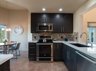 656 Vista Lago Cir N, Palm Desert, CA 92211