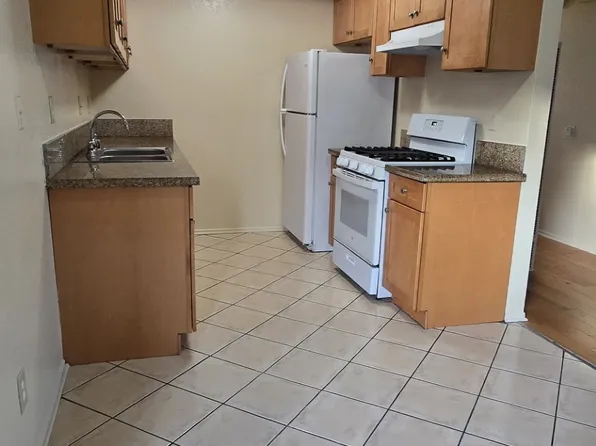 1445 W 227th St #9, Torrance, CA 90501