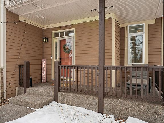 5th image of 15782 Fenway Cir N