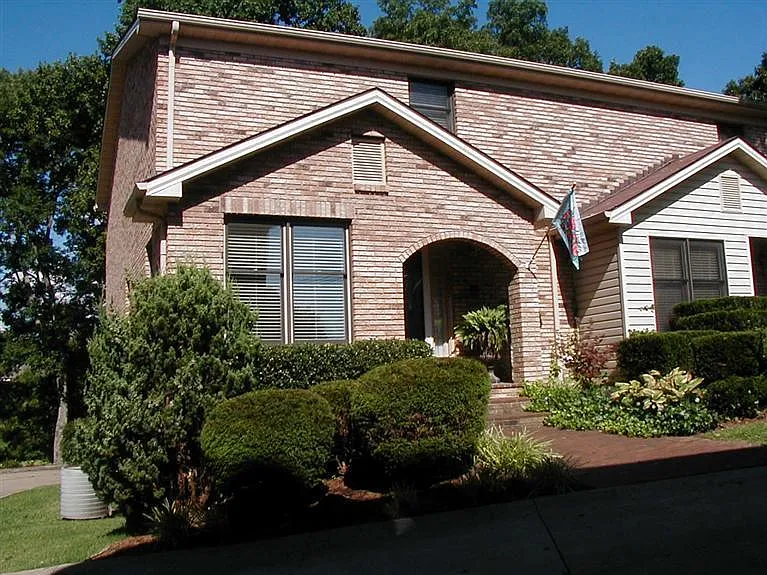 3503 Lakeside Ct photo 1