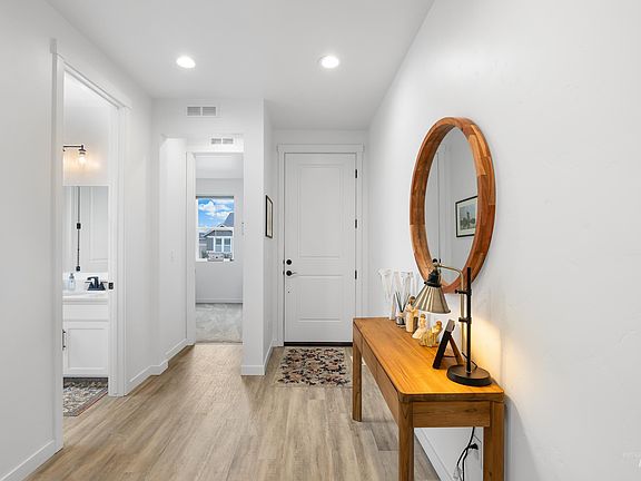 5th image of 8794 E Daffodil St
