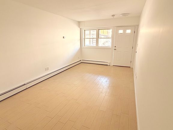 3rd image of 15 New Hampshire St APT 18