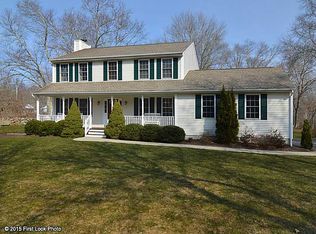 2 Christopher Rd, Westerly, RI 02891