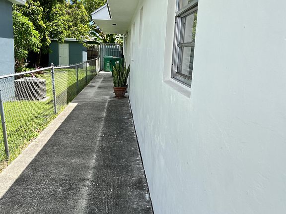 2nd image of 3715 SW 91st Ave #1