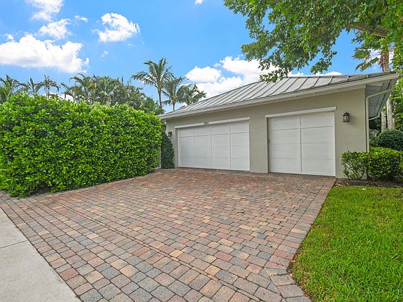 5th image of 2664 Greenway Drive