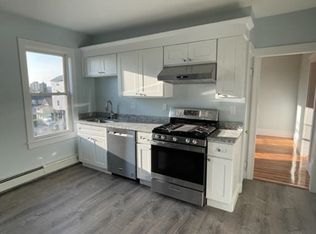 62 Elliot St APT 2, Worcester, MA 01605