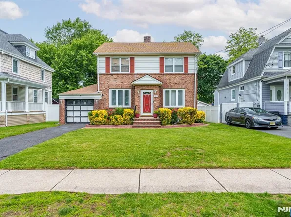109 Bogert St, Teaneck, NJ 07666
