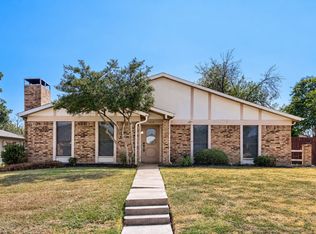 1012 Bellflower Dr, Carrollton, TX 75007