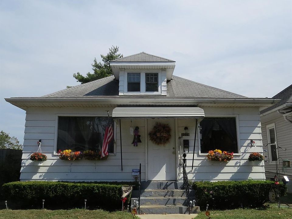 1st image of 1019 Auburn St