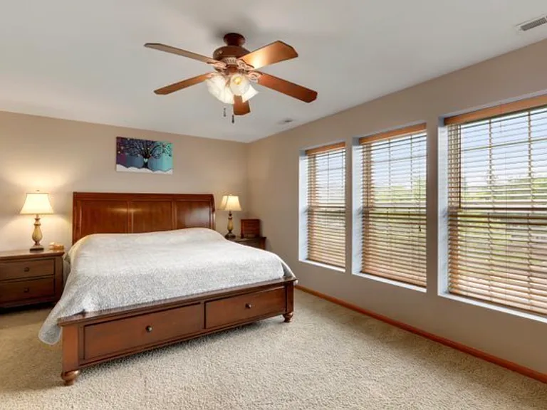 3165 Bromley Ln — Photo 11