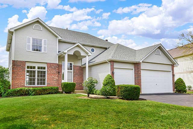 1st image of 833 Bluestem Dr