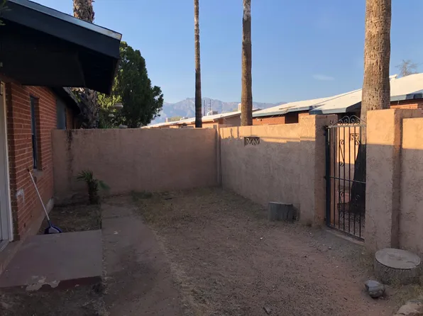 4411 E Bellevue St, Tucson, AZ 85712
