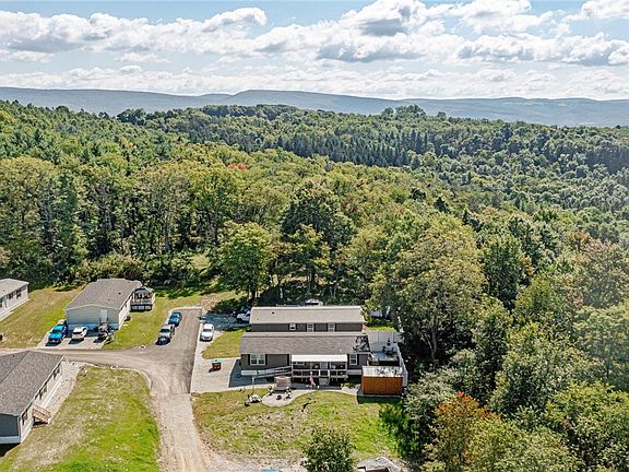 4th image of 104 Highview Ln