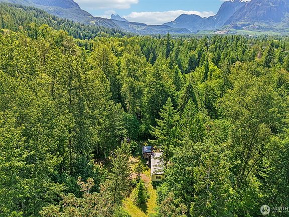 3rd image of 42215 May Creek Road